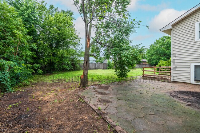 Photo - 2013 N Parkridge Ct