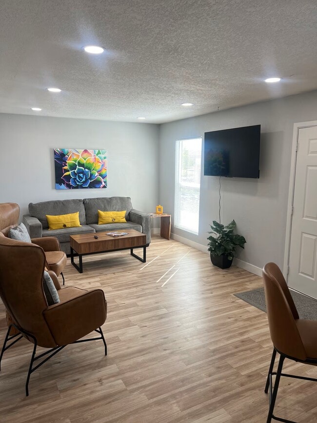 Living Room - 3393 Kearsage Dr Unit 3393