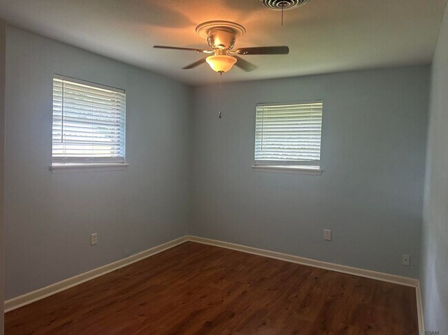 9042 Keaty Dr