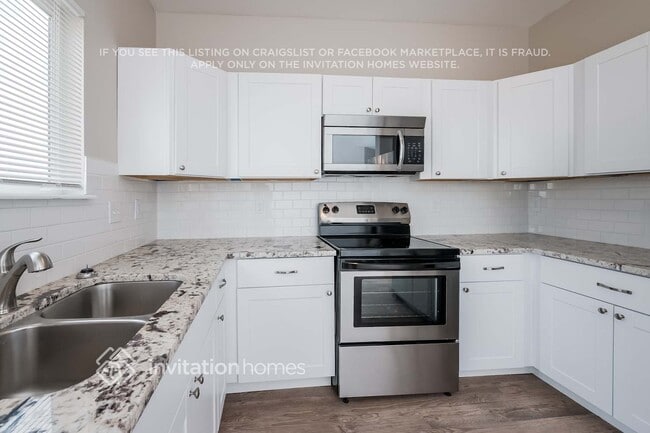 Photo - 19710 E Lasalle Dr
