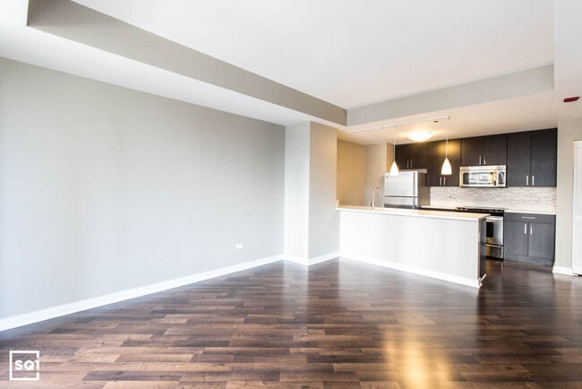 Photo - 55 E Erie St