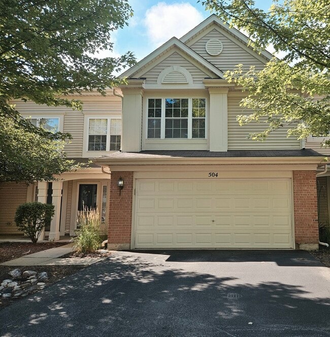 Building Photo - 504 Lancaster Dr Rental