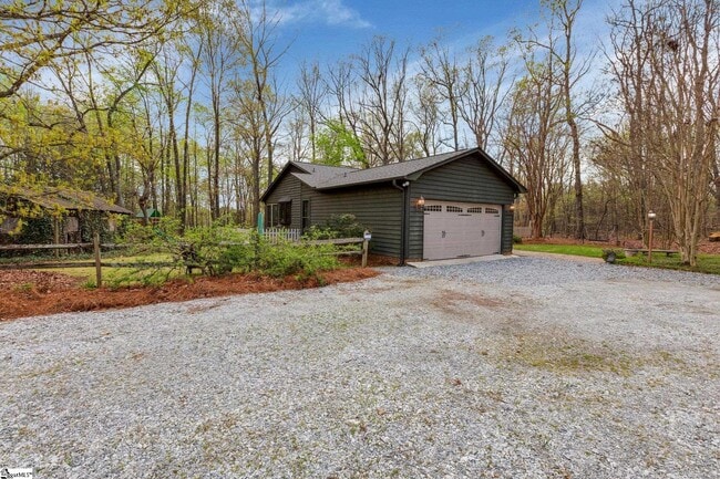 Photo - 4841 Jordan Rd