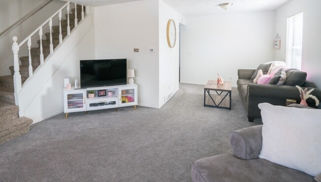 Building Photo - 716 Alton Rd