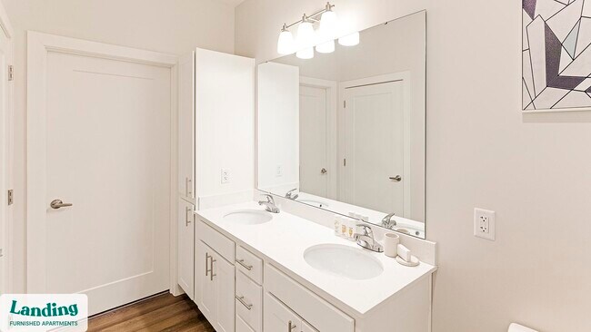 Photo - 556 Martin Rd SW Unit 3308