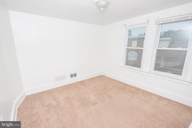 Photo - 132 State St