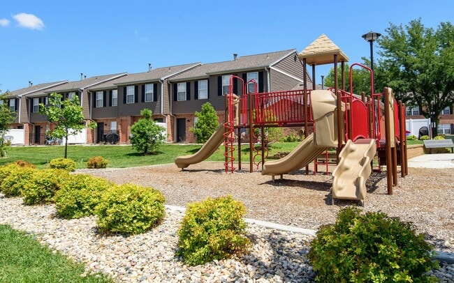 The Bluffs at Cherry Hills Townhomes