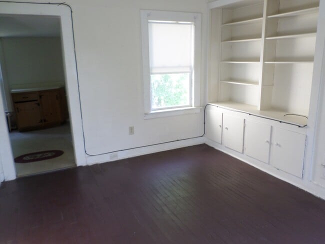 146 Colchester Ave