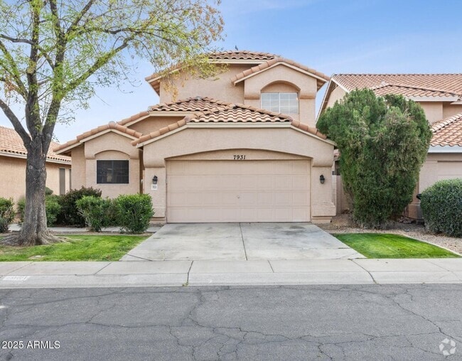 Building Photo - 7931 W Shaw Butte Dr Rental