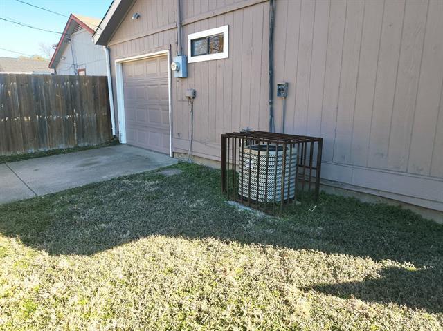 Photo - 1703 Leroy Rd