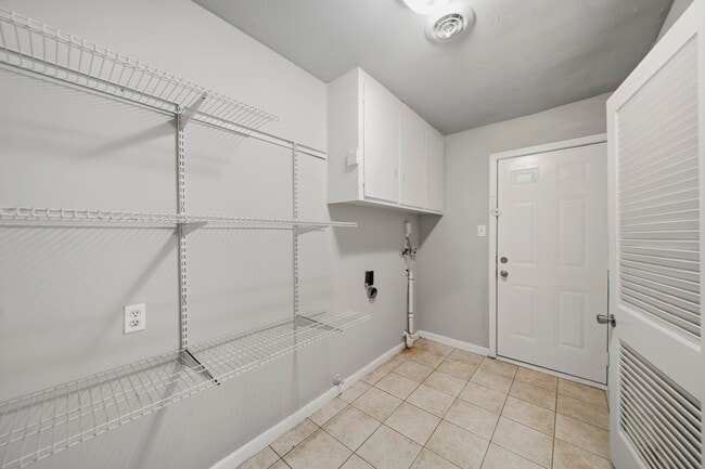 Photo - 2414 Bayou Dr