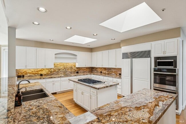 Photo - 32 Marin Bay Park Ct