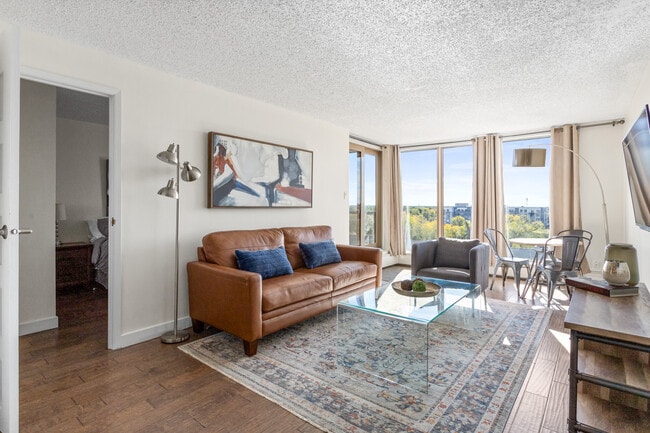 Building Photo - 10149-10149 Saskatchewan Dr NW