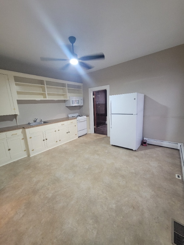 Photo - 282 Genesee St Unidad 1