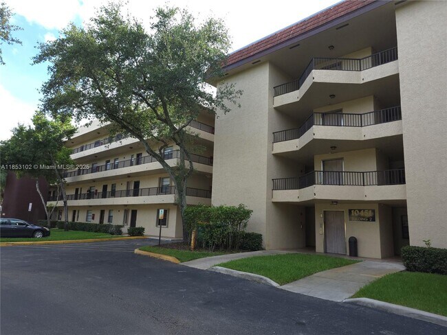 Building Photo - 10451 W Broward Blvd Unit 202 Rental