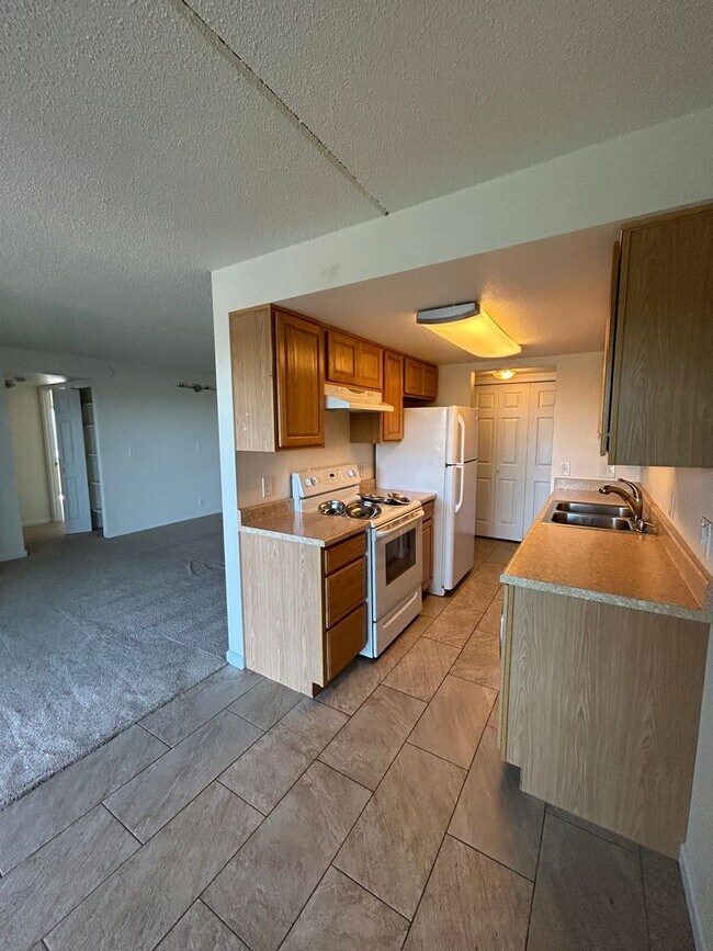 Photo - 2 Bedroom Corner Condo Available at Spanis... Unit 351