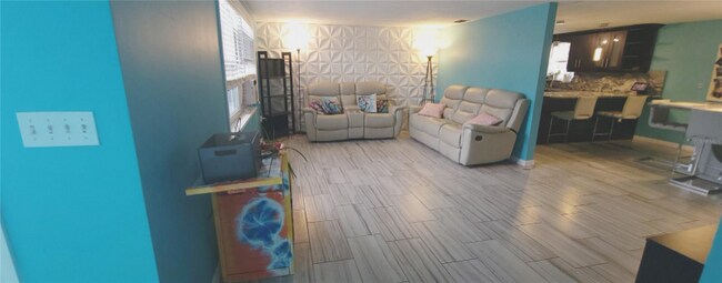 Photo - 11241 Linden Ln House