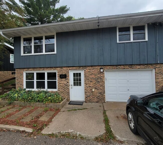 Photo - 2505 Jelinek Ave Unit 2505