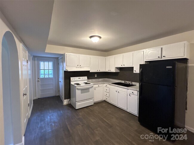 Photo - 137 Sleepy Hollow Rd