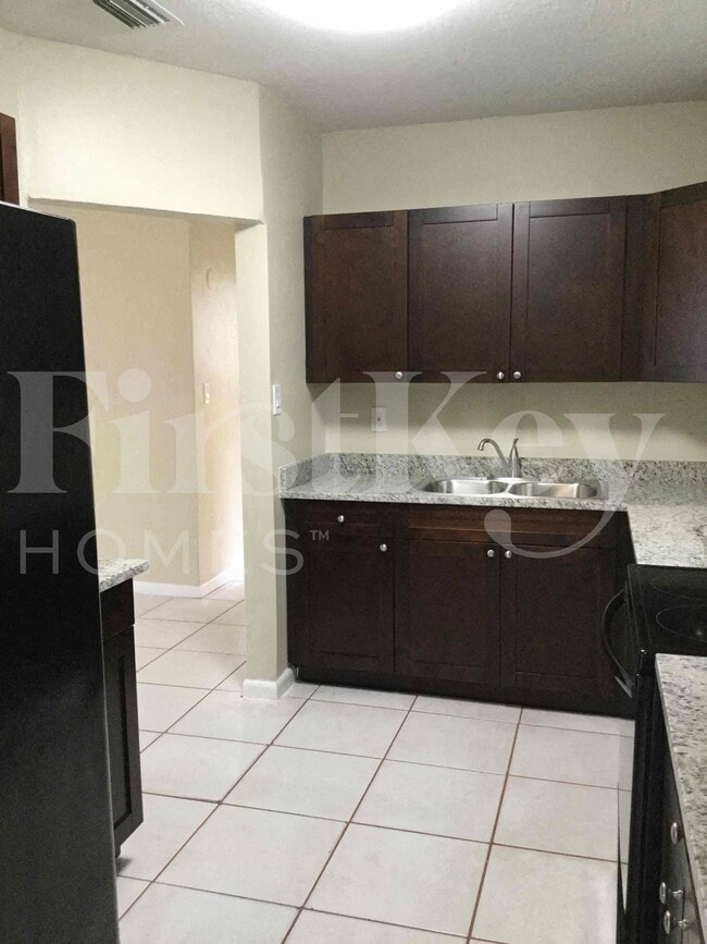 Photo - 1121 NW 23rd Terrace