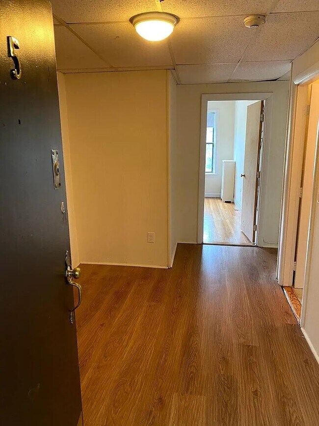 Photo - 1133 Commonwealth Ave