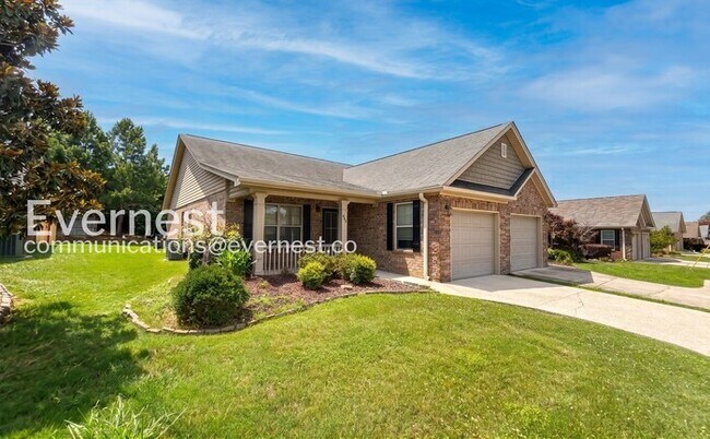 Photo - 2-Bed/2-Bath Town Home/Pet Friendly/Available Now!