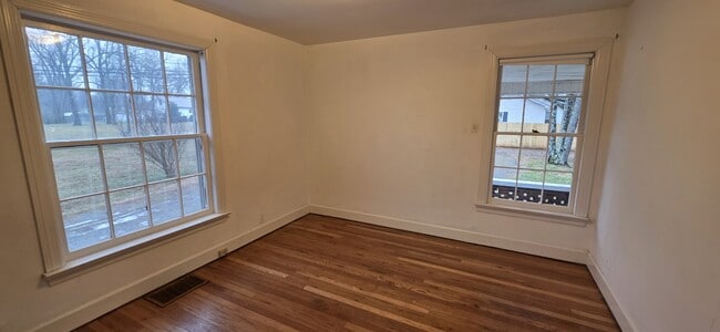 Photo - 3410 E Main St