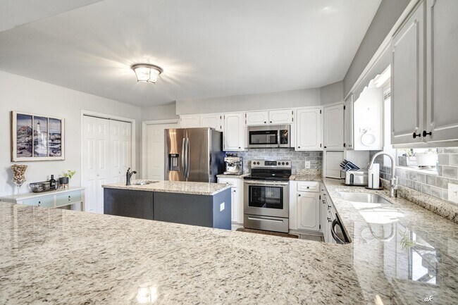 Photo - 707 Plantation Cir