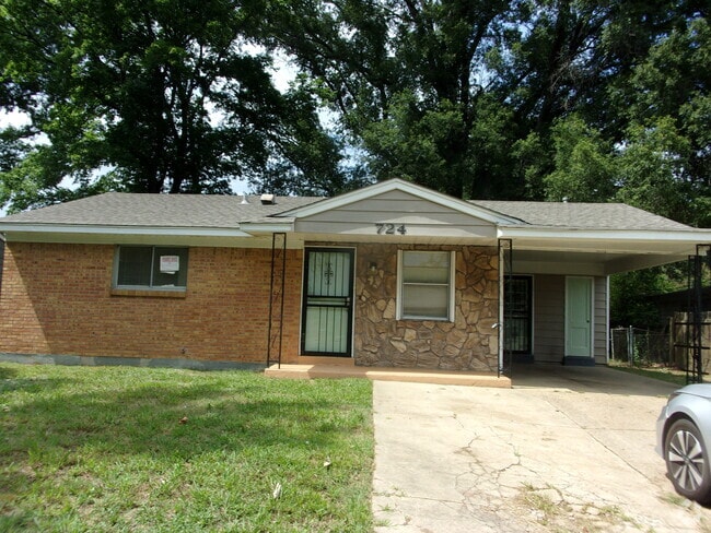 Building Photo - 724 Western Park Dr Rental