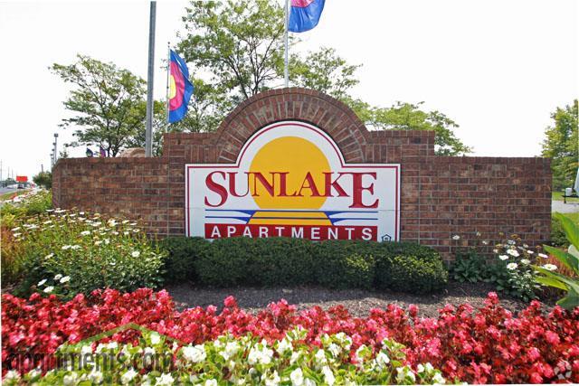 Sunlake Apartments - Sunlake Apartments