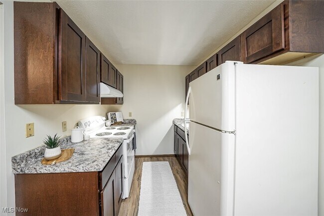 Photo - 8140 Southwood Dr