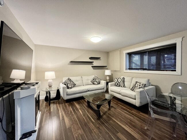 Photo - 16 Bridgeport St