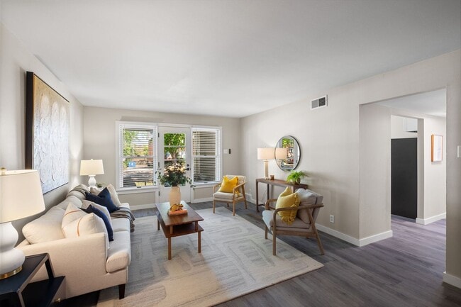 Photo - 621 Highland Park Dr Unit G