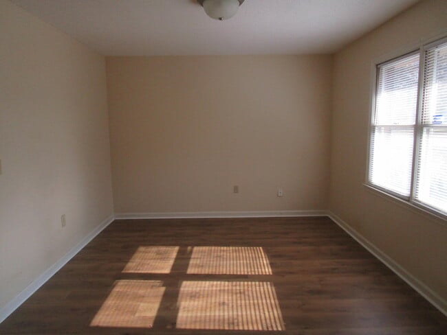 Photo - 2371 Orvis St