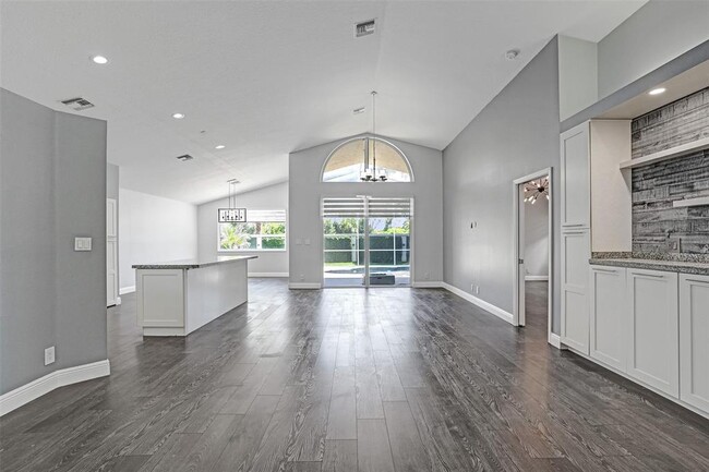 Photo - 5056 NW 95th Dr