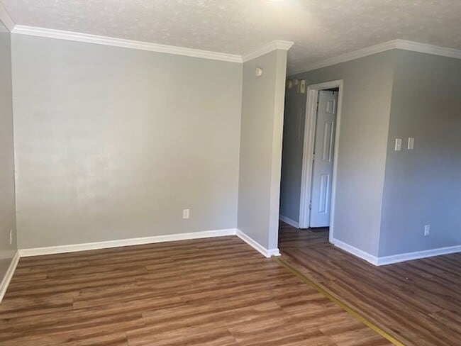 Photo - Strawberry Plains 37871 - 1 bedroom, 1 bath apartment, water included in rent - Call Linda Meese ...