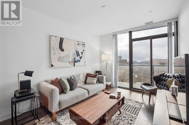 Photo - 11 Wellesley St W Unité 3007