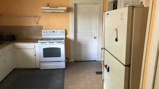 Photo - 604 Calcote Ave