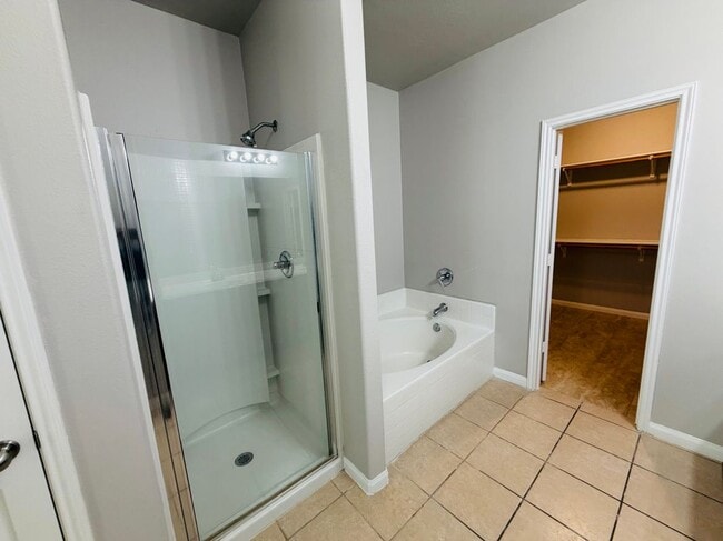 Photo - 6926 Atwood Preserve Ct