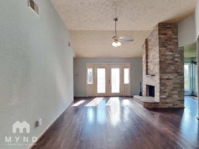 414 Enfield Dr