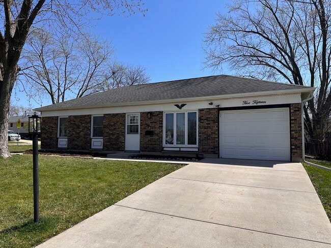 Building Photo - 515 Freeman Ave