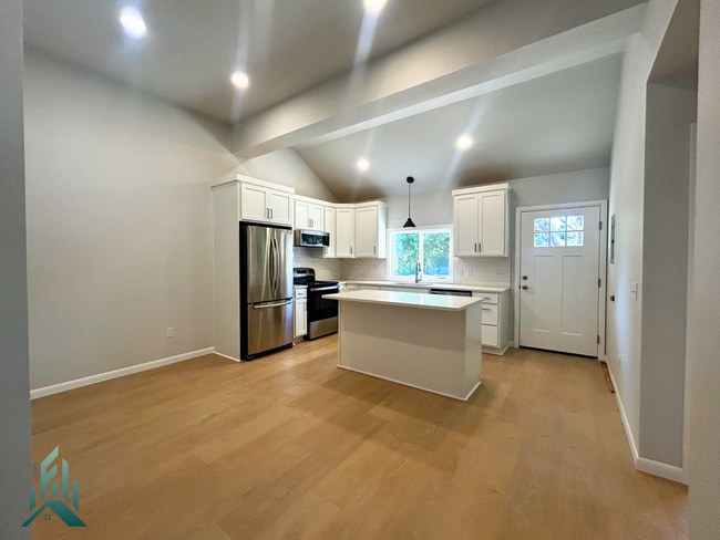 Photo - 1005 NW 30th St Unit 1