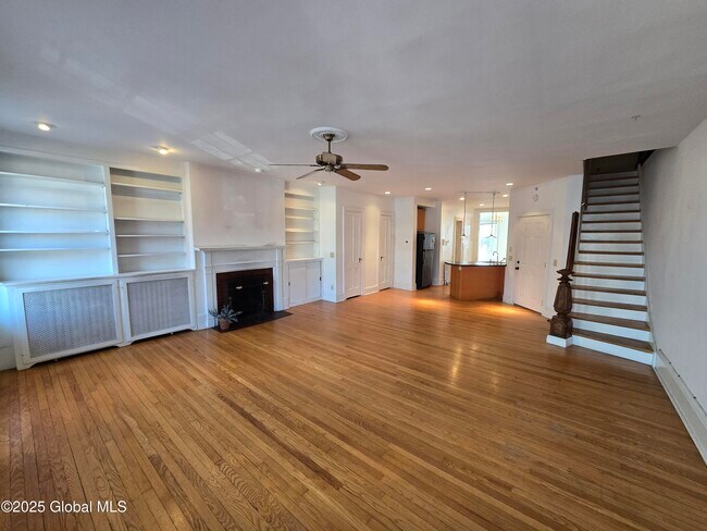 Photo - 94 Chestnut St Apartamento