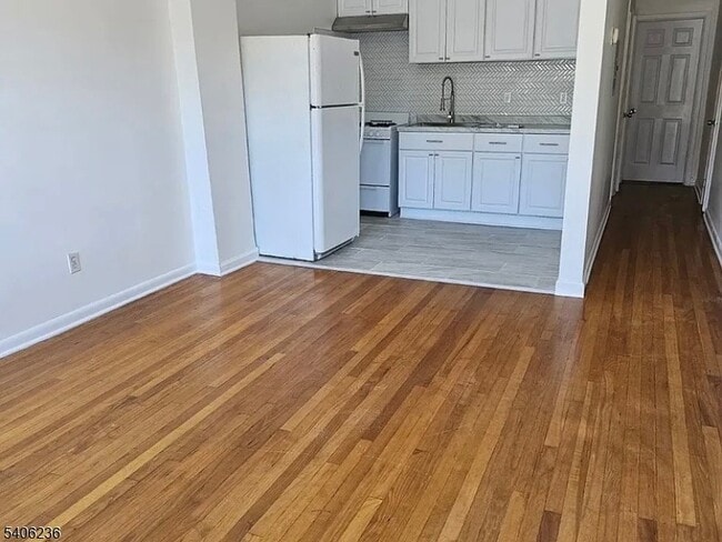 Photo - 502 Washington Ave Unit 1