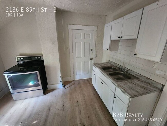 Photo - 2186 E 89th St Unit 3