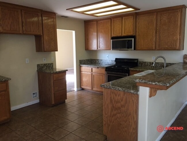 Photo - Amazing 5 Bedroom Home In Southwest!