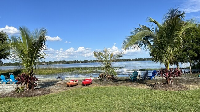 Photo - 1511 S John Young Pkwy