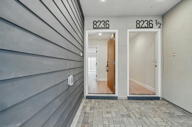 Building Photo - 8234 Blackburn Ave Rental