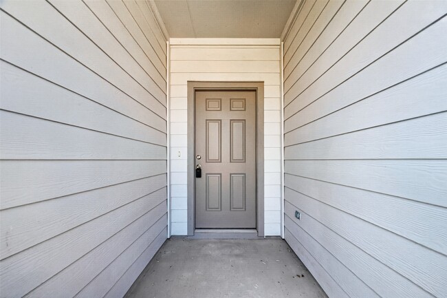 Photo - 14529 Lily Plns Dr