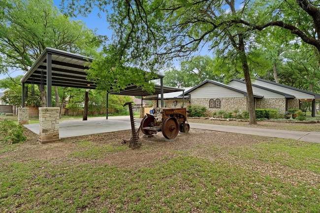 Photo - 273 Leafy Hollow Ln